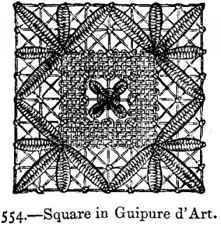 Square in Guipure d'Art.